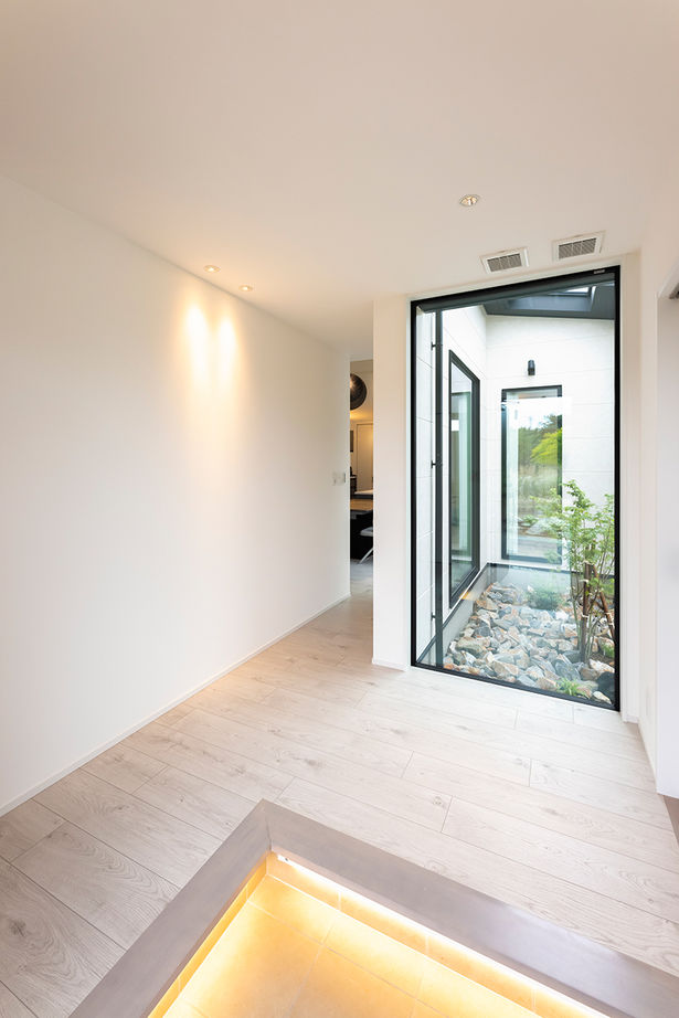 HOLIDAYS（ホリデイズ） 【平屋×全館空調×ZEH×20代】探してもらった見晴らしのよい土地に、全館空調を搭載した平屋を自由設計の建築実例画像4