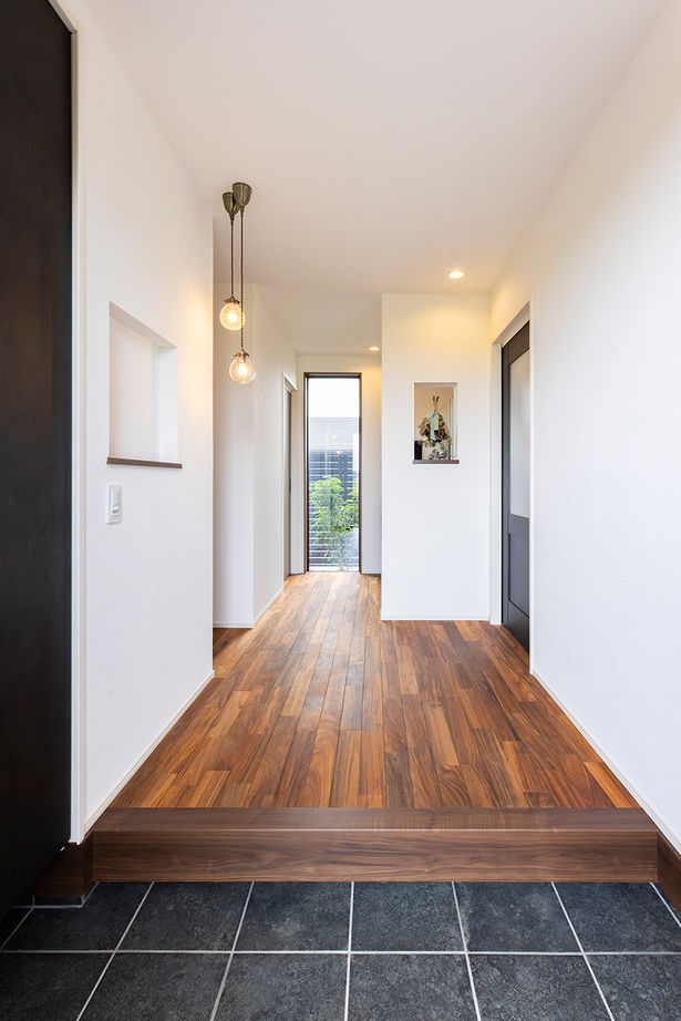 HOLIDAYS（ホリデイズ） 【平屋×リビング土間×薪ストーブ×ペット】田園風景を借景に心豊かに暮らす平屋ライフの建築実例画像3