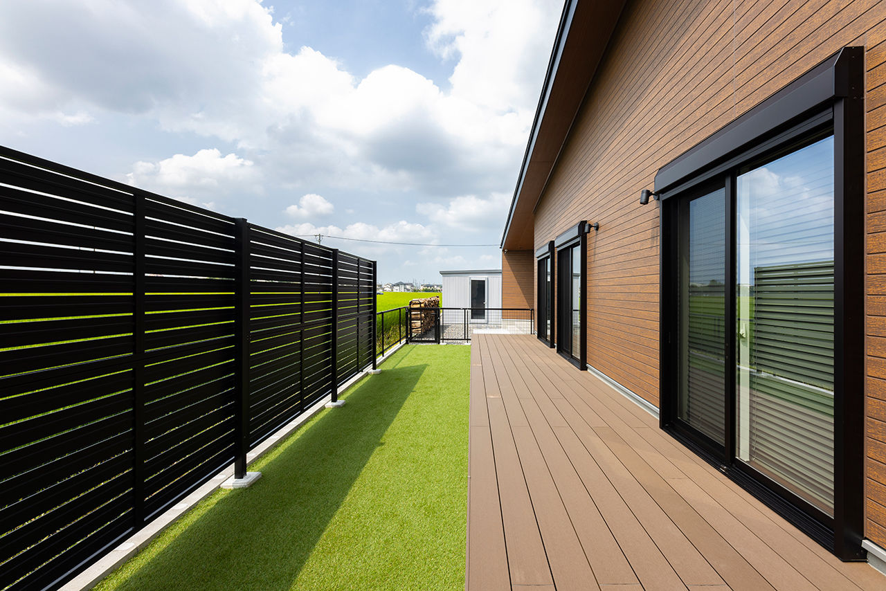 HOLIDAYS（ホリデイズ） 【平屋×リビング土間×薪ストーブ×ペット】田園風景を借景に心豊かに暮らす平屋ライフの建築実例画像5