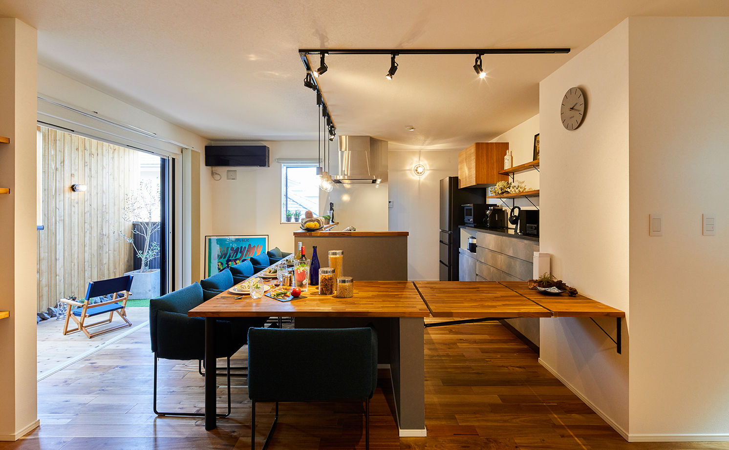 HOLIDAYS（ホリデイズ）の建築実例画像