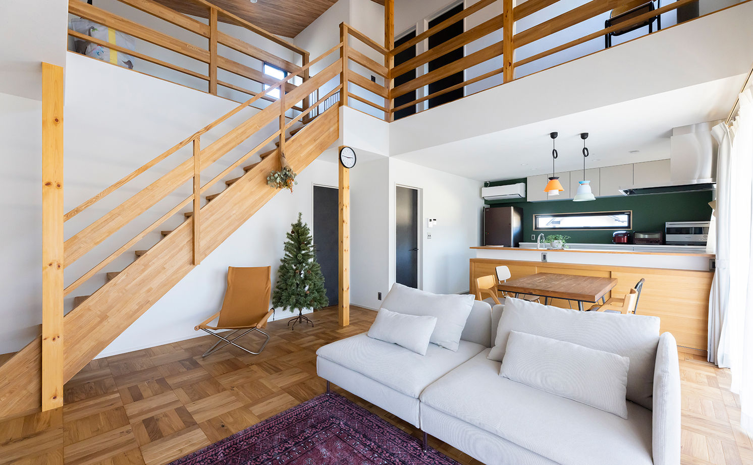 HOLIDAYS（ホリデイズ） 【多治見市/土地＋建物/自然素材/吹き抜け/間取り図】先進なのにどこか懐かしく感じる平屋感覚の家の建築実例画像2