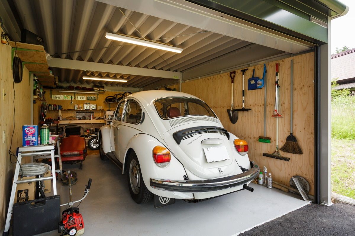 イチマルホーム 【平屋】豊かな自然の中に建つスタイリッシュなガレージ付きの家／岡山の建築実例画像2