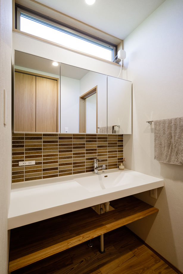 イチマルホーム 【2000～2099万円台／30.3坪】ゆとりとくつろぎのあるL字型の平屋の建築実例画像9