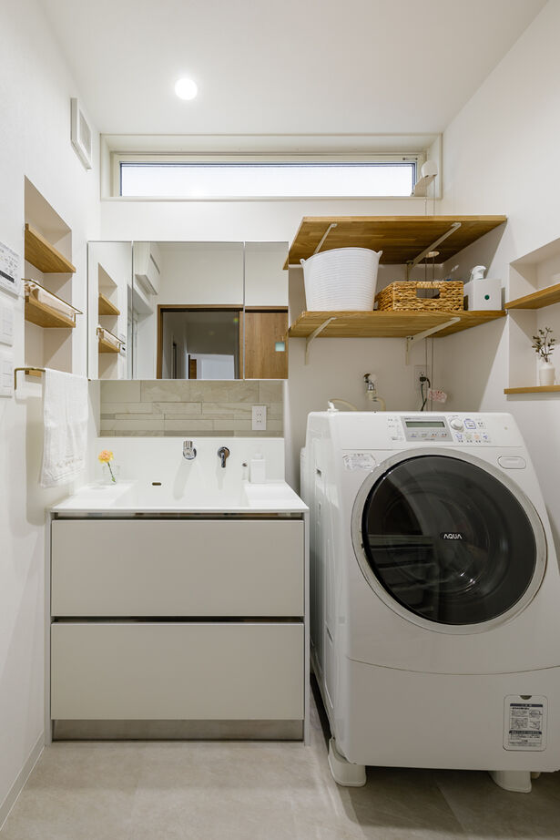 イチマルホーム 【36.5坪／間取り図有】こだわり造作家具と収納力のある和モダンの家の建築実例画像6