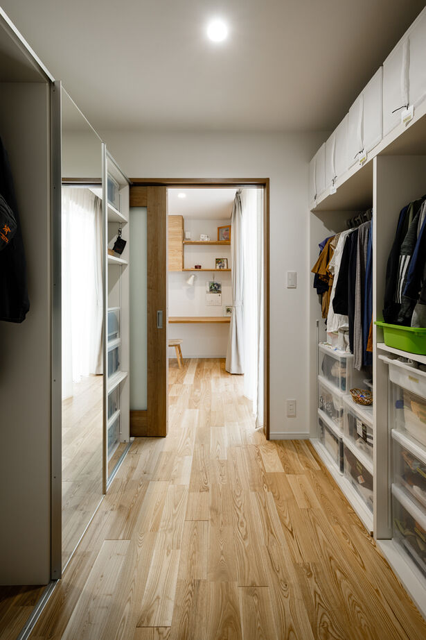 イチマルホーム 【36.5坪／間取り図有】こだわり造作家具と収納力のある和モダンの家の建築実例画像10