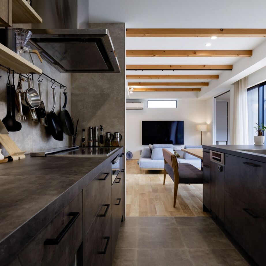 イチマルホーム 【2000万円台】光と風に溢れた中庭を囲むコの字型の家の建築実例画像7