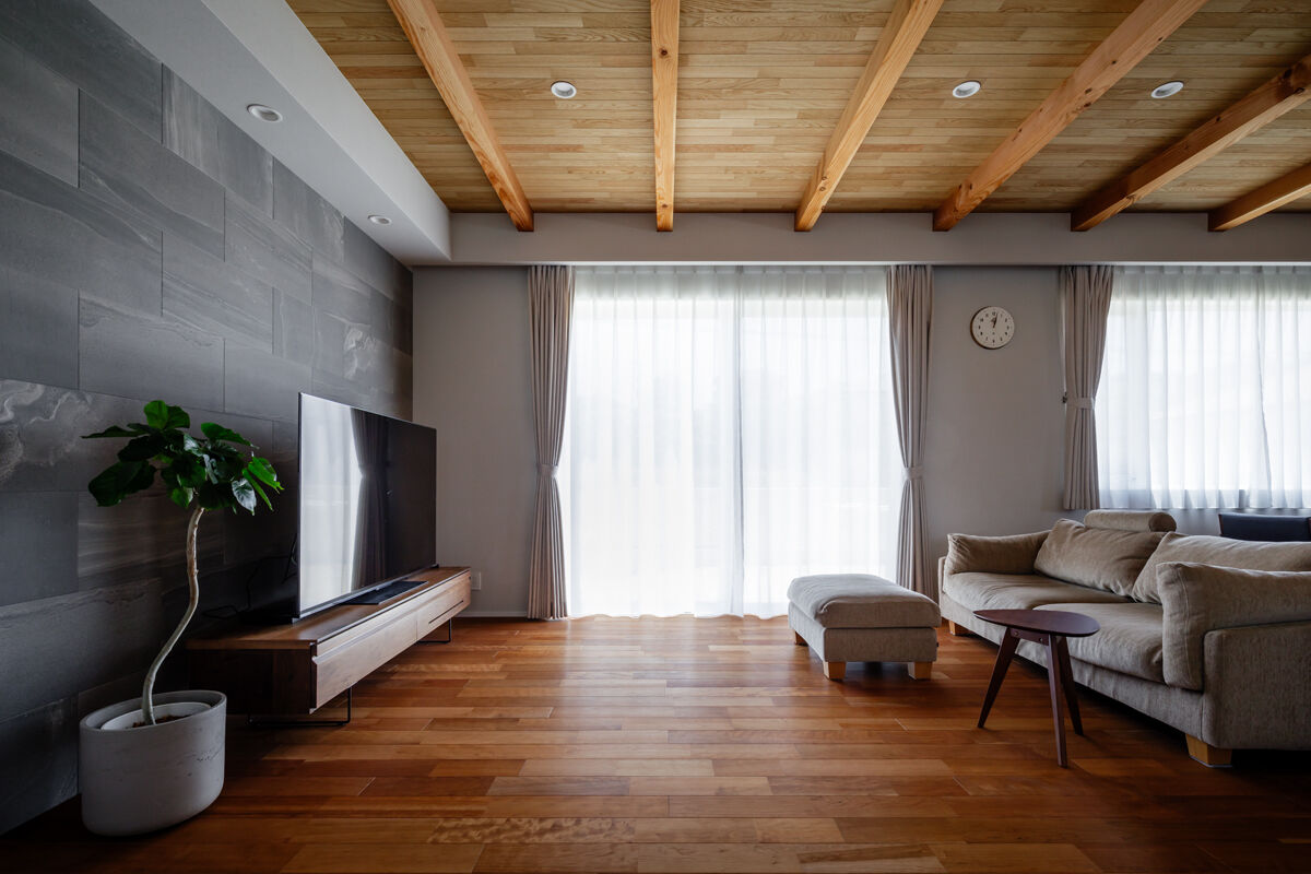 イチマルホーム 木の魅力が溢れる開放空間で、ヌックが彩る特別な暮らしの建築実例画像2