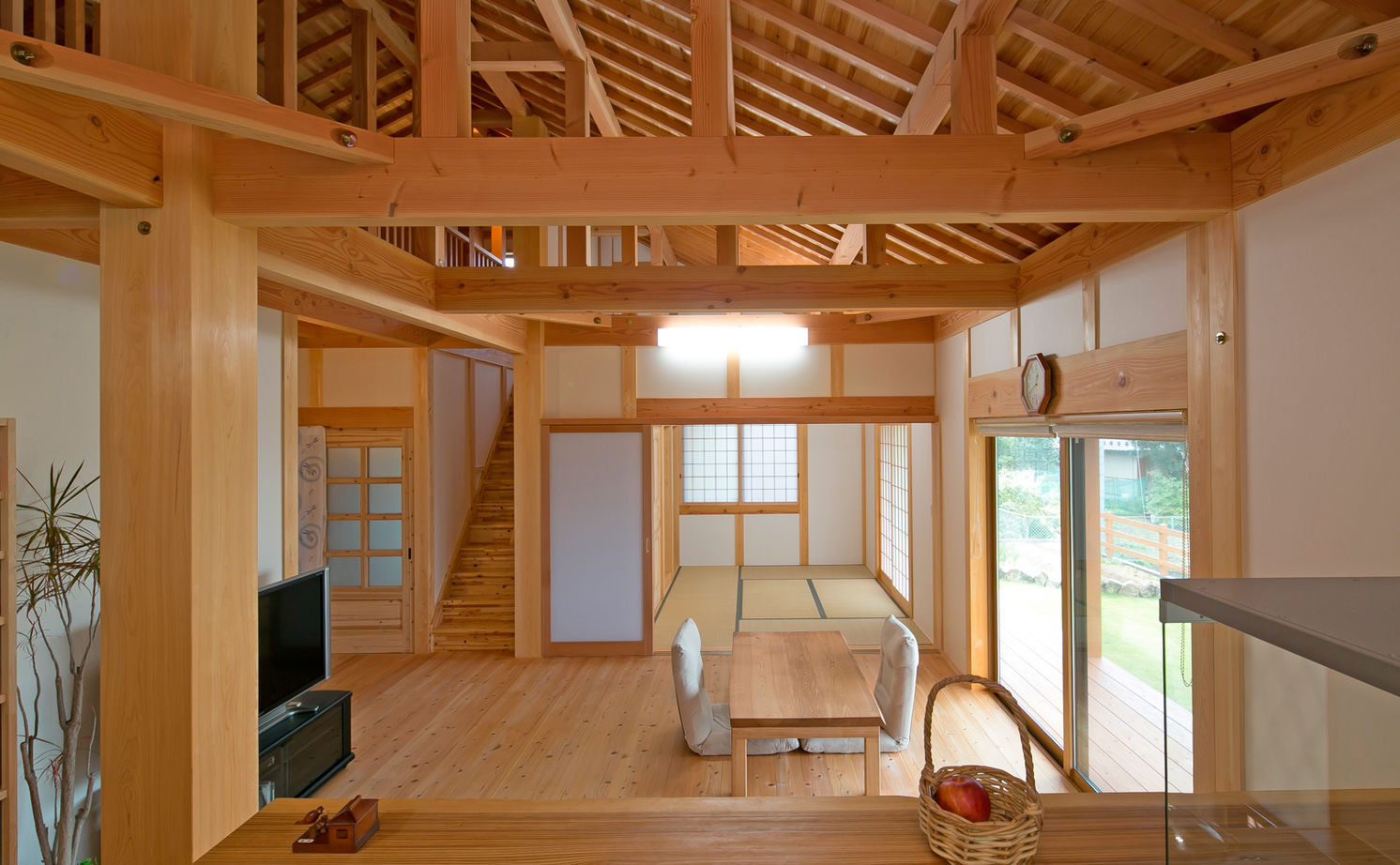 大喜工務店 【滋賀県/2000万円台/平屋/間取り有】長期自然乾燥した一尺角の大黒柱が支える和モダンデザインの平屋建ての建築実例画像3