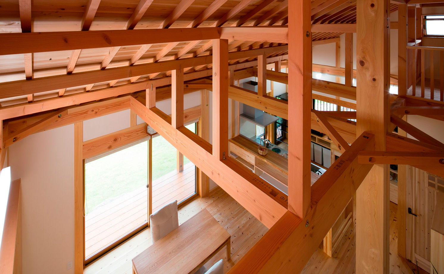 大喜工務店 【滋賀県/2000万円台/平屋/間取り有】長期自然乾燥した一尺角の大黒柱が支える和モダンデザインの平屋建ての建築実例画像13