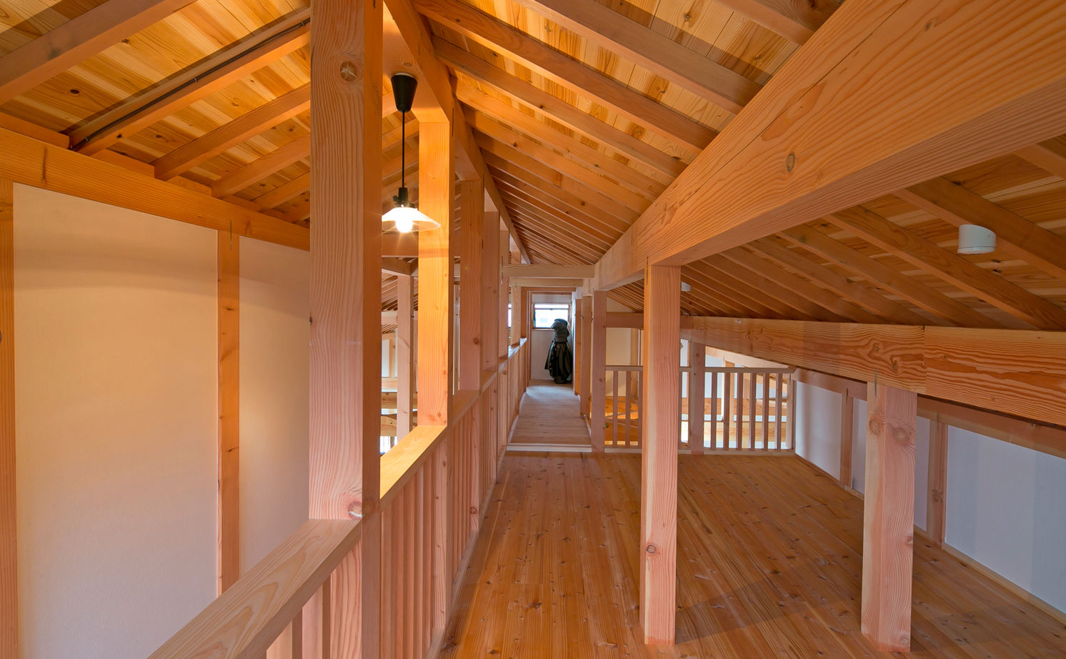 大喜工務店 【滋賀県/2000万円台/平屋/間取り有】長期自然乾燥した一尺角の大黒柱が支える和モダンデザインの平屋建ての建築実例画像15