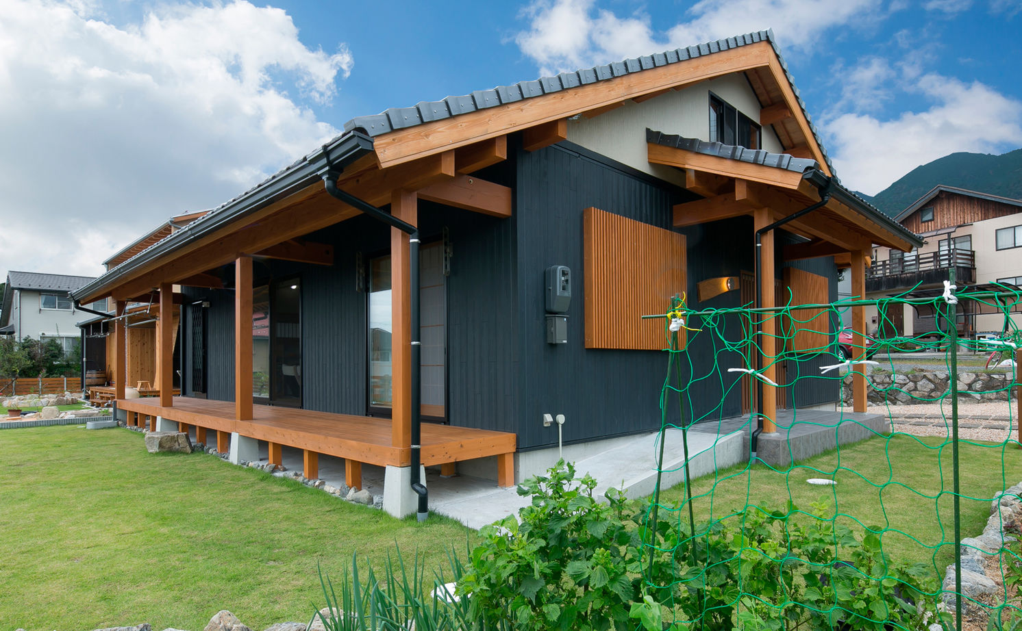 大喜工務店 【滋賀県/2000万円台/平屋/間取り有】長期自然乾燥した一尺角の大黒柱が支える和モダンデザインの平屋建ての建築実例画像16