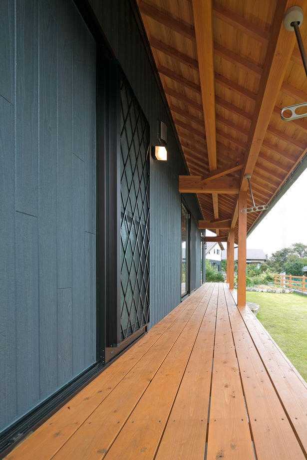 大喜工務店 【滋賀県/2000万円台/平屋/間取り有】長期自然乾燥した一尺角の大黒柱が支える和モダンデザインの平屋建ての建築実例画像18