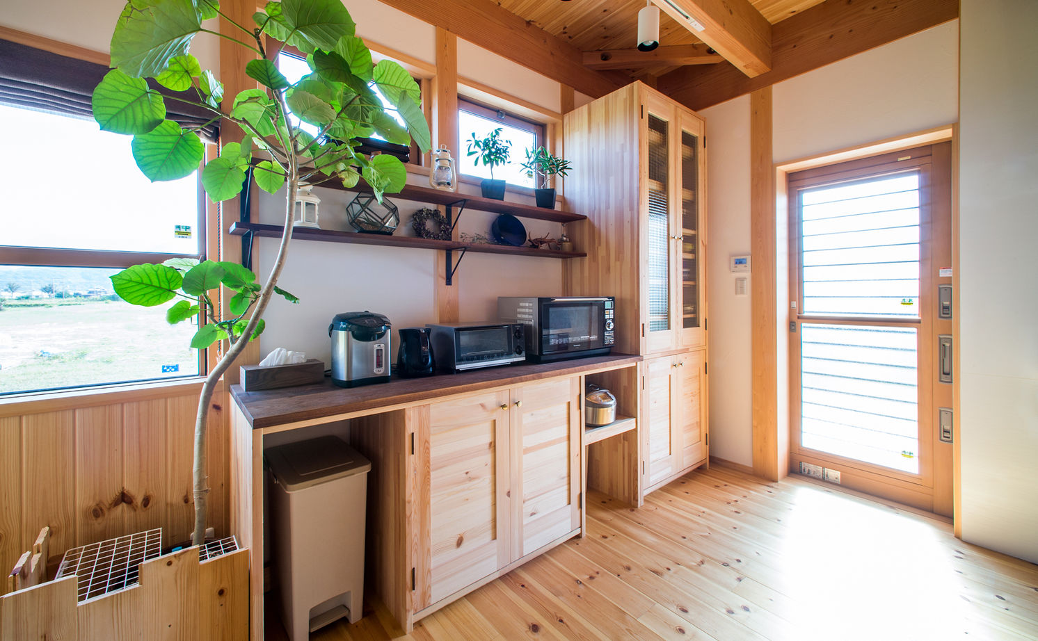 大喜工務店 【滋賀県/2000万円台/間取り有】天井まで7ｍもの大空間リビングで子どもの感性が育つ、木のおしゃれな家の建築実例画像7