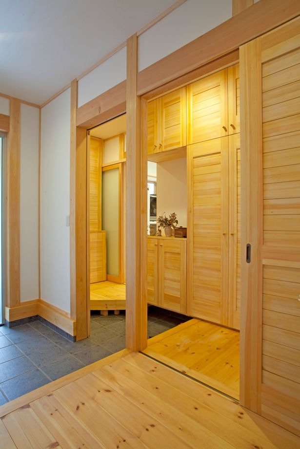 大喜工務店 【滋賀県/2000万円台/平屋/ビルトインガレージ/間取り】老後二人暮らしに考慮した間取りで自然素材豊かな家の建築実例画像6