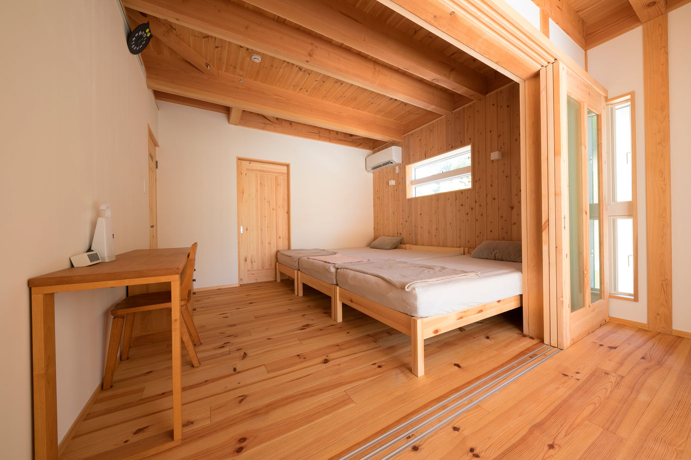 大喜工務店 【2000万円台/耐震/自然素材/間取り】建築のプロ夫婦が選んだのは長期自然乾燥した無垢材で建てる家の建築実例画像5