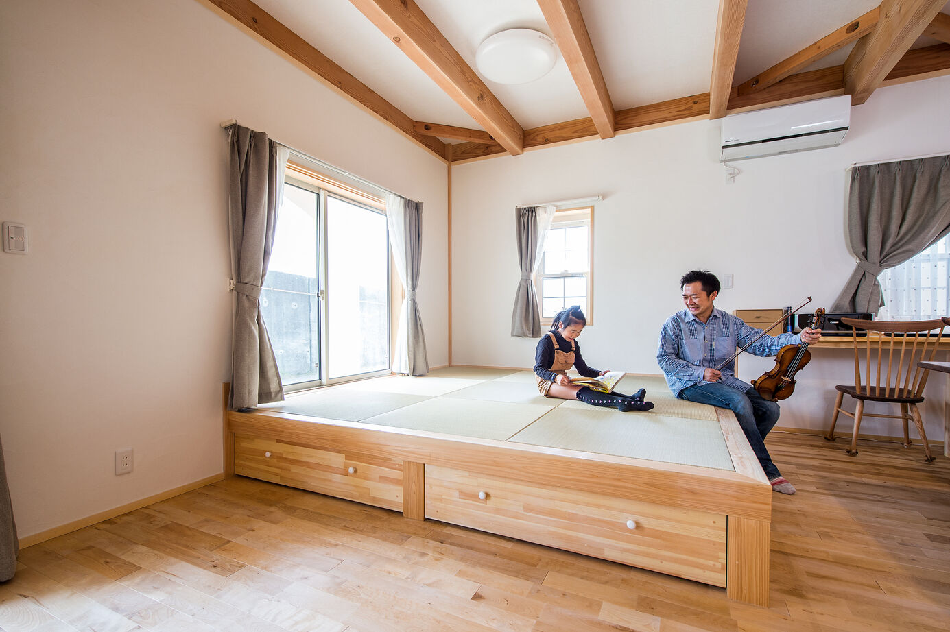 大喜工務店 【滋賀県/2000万円台/間取り】沢山の実例を見て決意！樹齢100年を超える無垢材の木の香りに癒される家の建築実例画像4