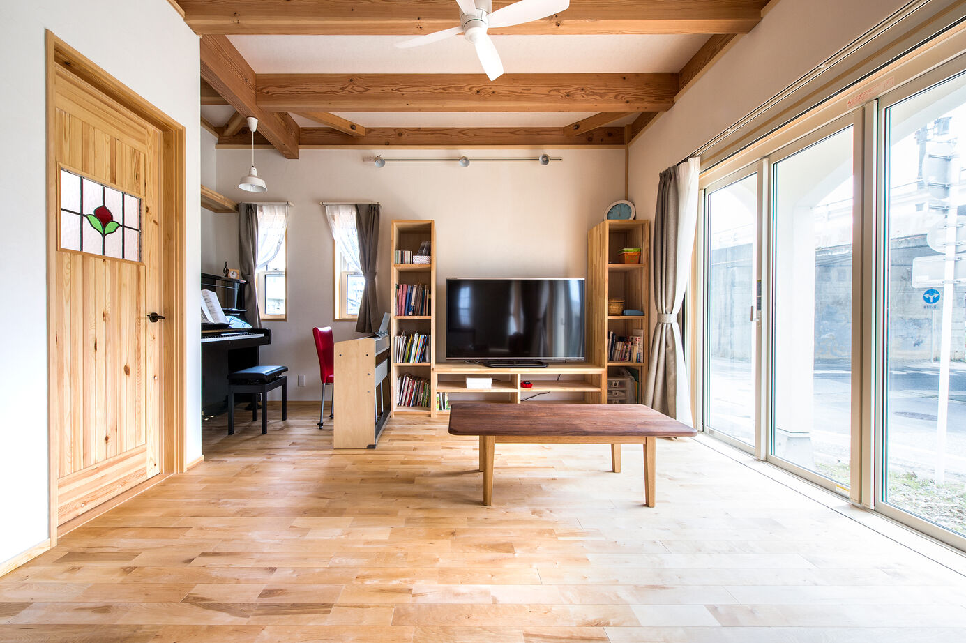 大喜工務店 【滋賀県/2000万円台/間取り】沢山の実例を見て決意！樹齢100年を超える無垢材の木の香りに癒される家の建築実例画像10