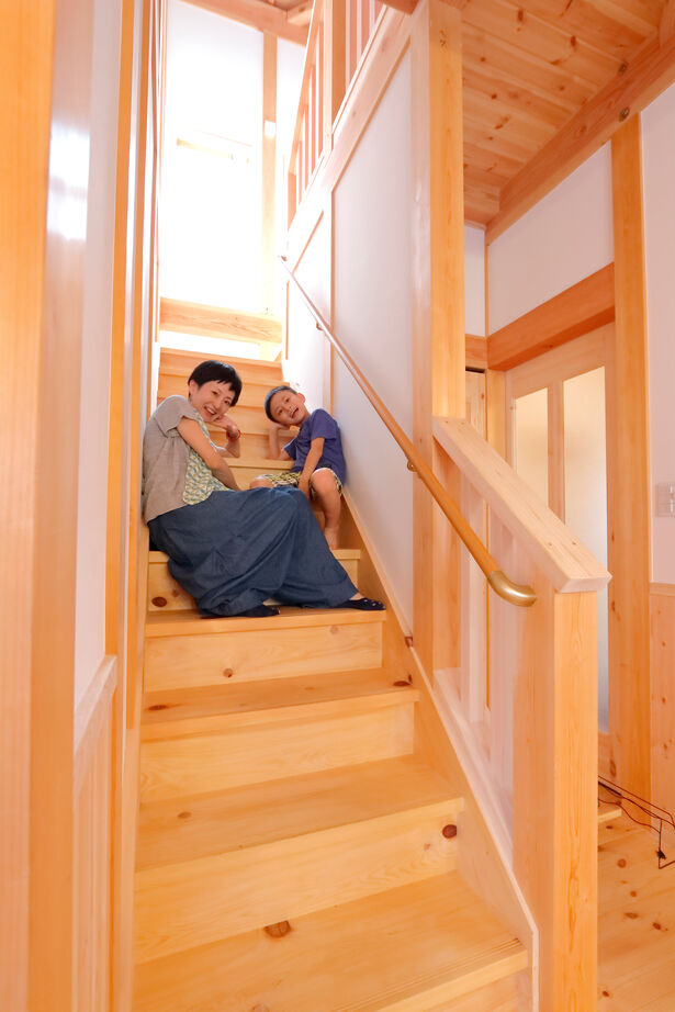 大喜工務店 【甲賀市／自然乾燥無垢材／2000万円台】ウッドデッキとつながる28畳超の大空間LDKで開放感たっぷり！の建築実例画像7