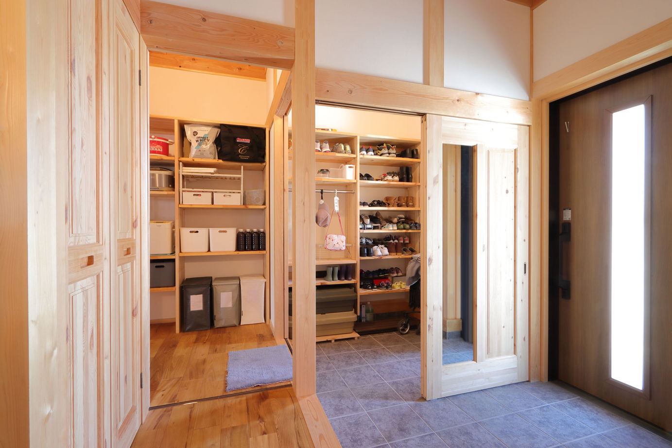 大喜工務店 【滋賀県／平屋／間取り図有】子どもからヒノキの香りがするほど、良質なヒノキ材に包まれた平屋の建築実例画像7