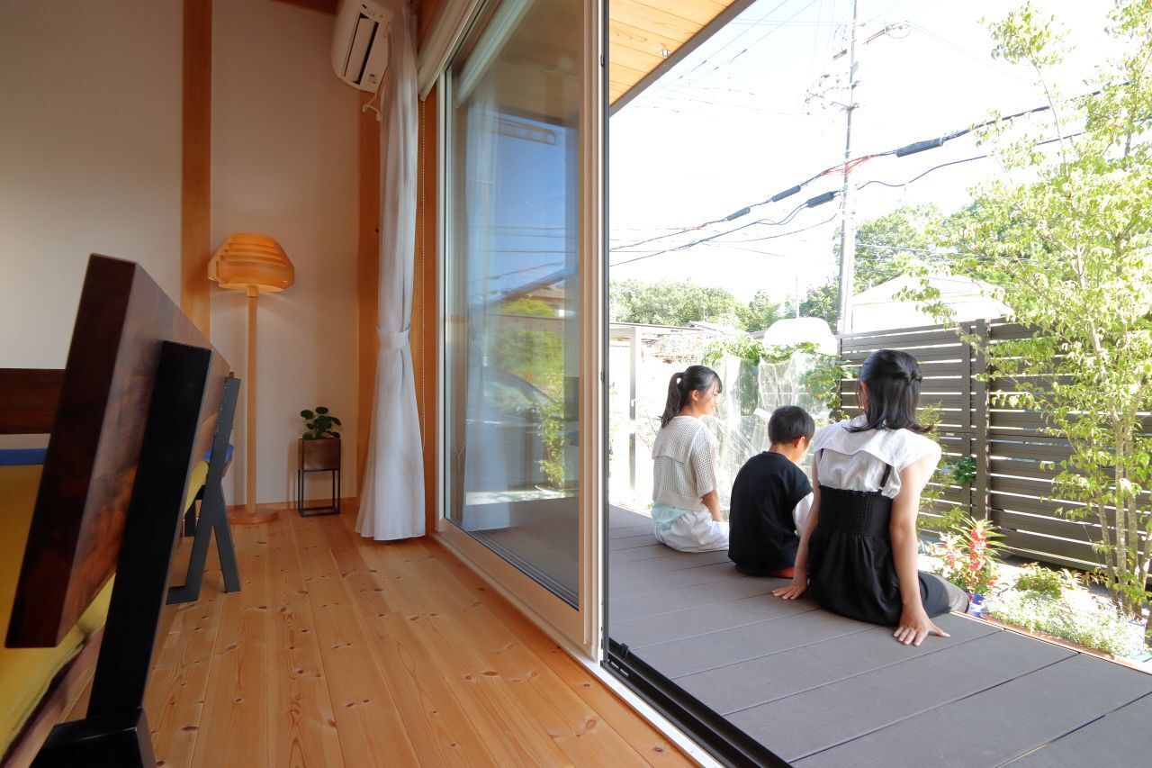 大喜工務店 【滋賀県/2階建て】快適に暮らせる工夫が豊富。ほどよい距離感が心地いい木の二世帯住宅の建築実例画像9