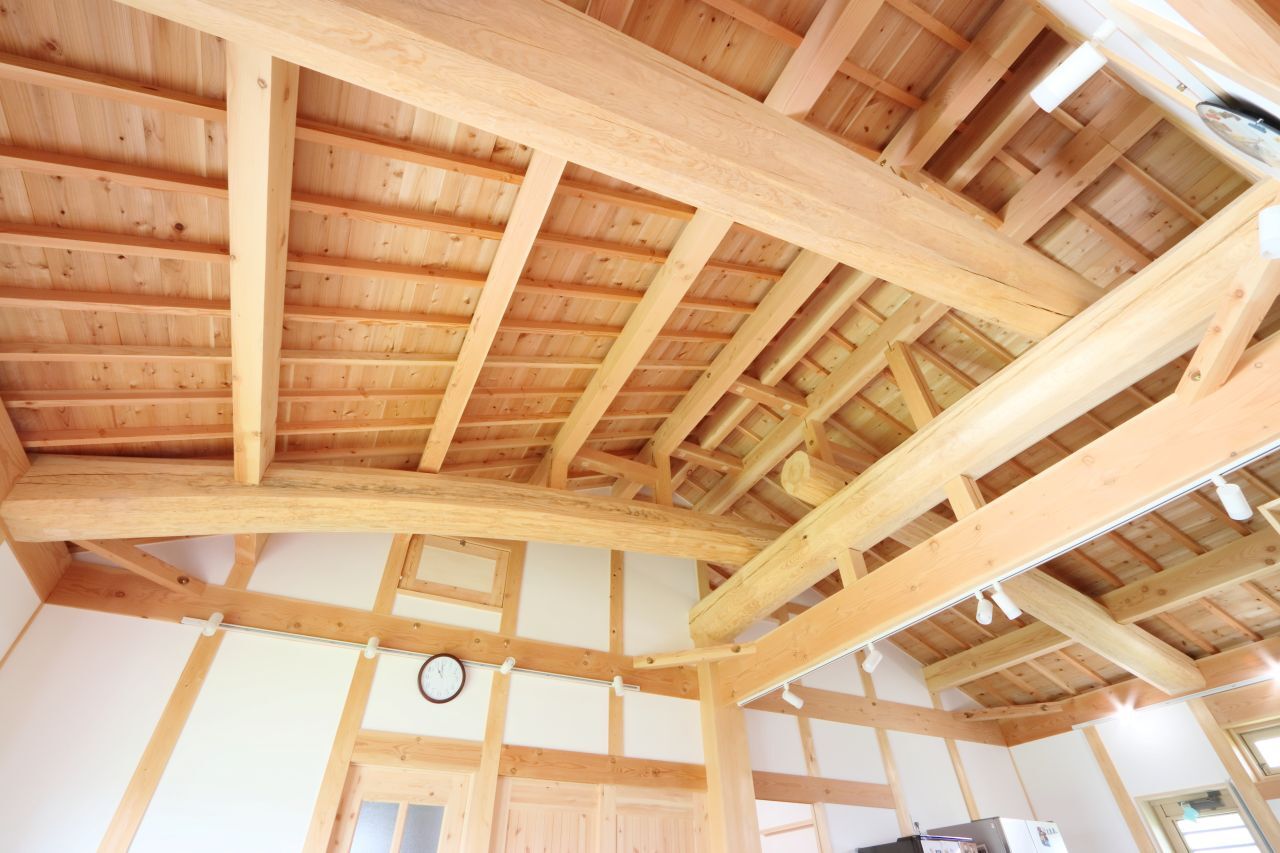 大喜工務店 【滋賀県/平屋】ちょうどいい生活動線が便利。今も将来も、ずっと心地いい木の平屋の建築実例画像4