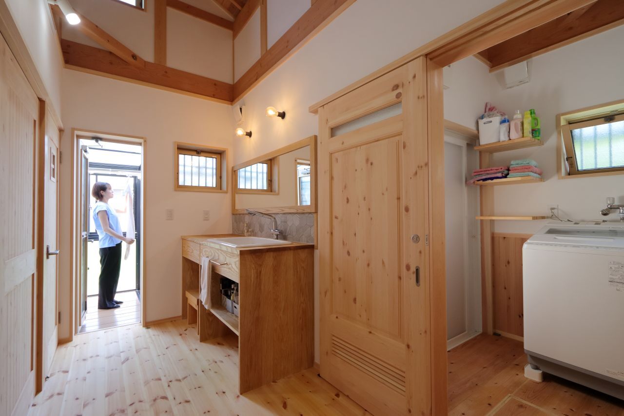 大喜工務店 【滋賀県/平屋】ちょうどいい生活動線が便利。今も将来も、ずっと心地いい木の平屋の建築実例画像7