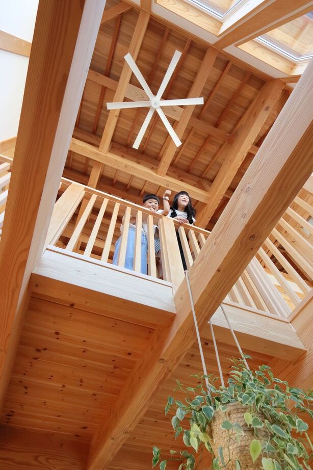 大喜工務店 【滋賀県/2階建て】一尺角(30センチ角）のケヤキの大黒柱が見守る、住むほどに愛着が増す家の建築実例画像5