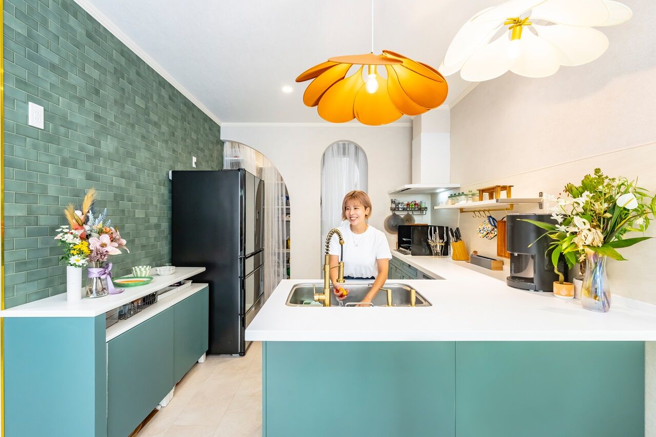 ハウス オブ デコ 【2000万円台/輸入住宅/テラス】家にいながらリゾート気分が味わえる、コートハウス風の住まいの建築実例画像2