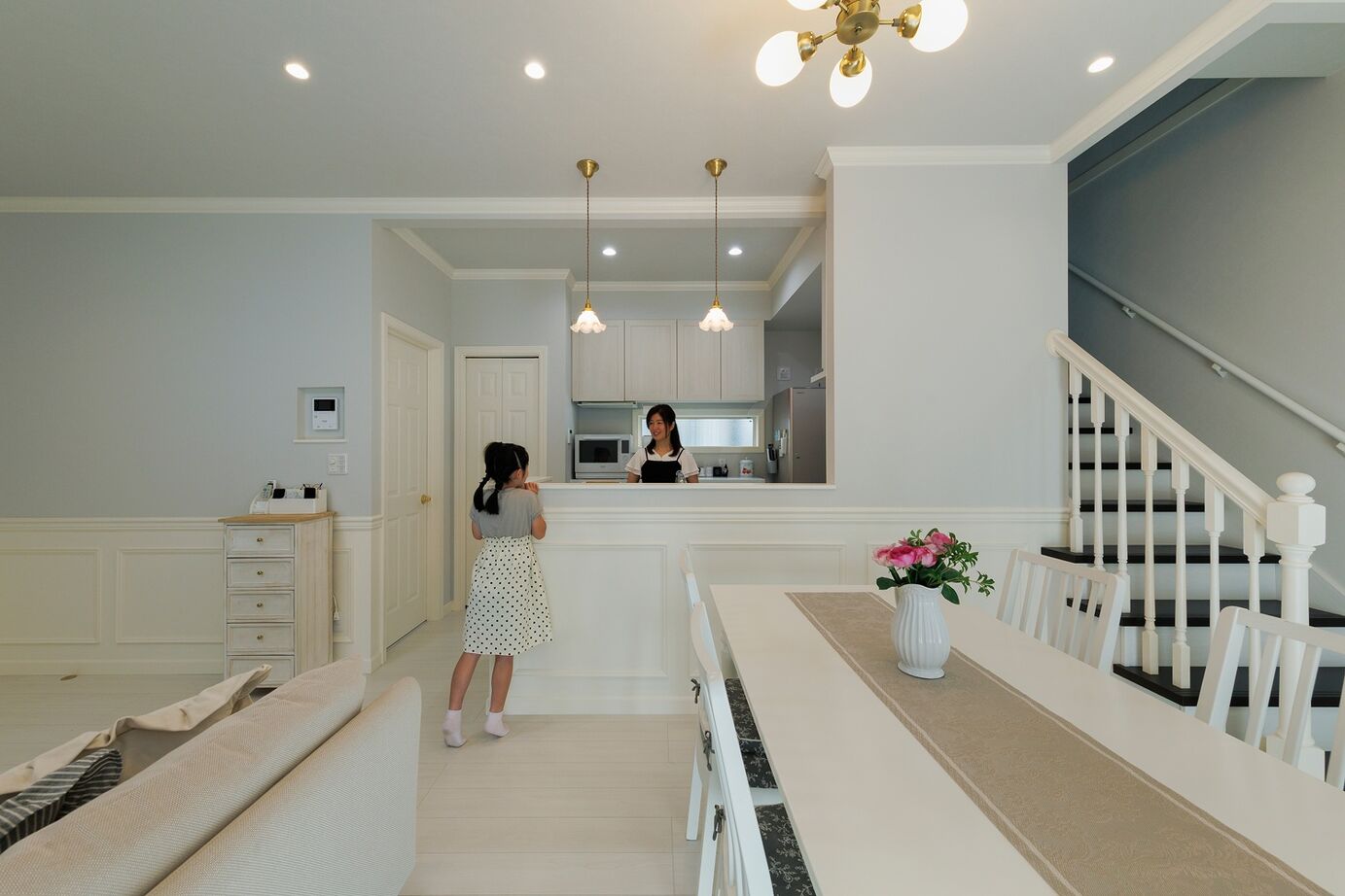 ハウス オブ デコ 【1000万円台/輸入住宅/長期優良住宅】シンメトリーが美しい、エレガントなフレンチスタイルの住まいの建築実例画像3