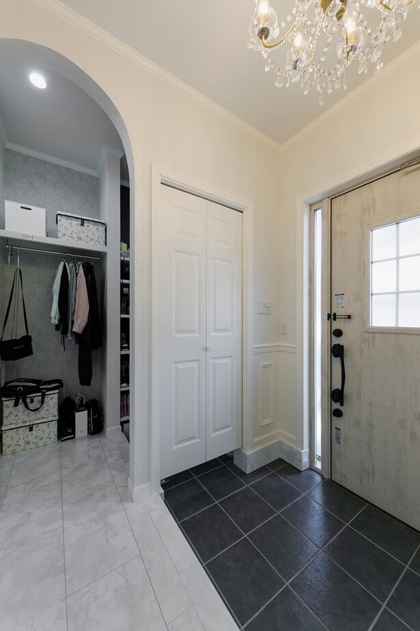 ハウス オブ デコ 【1000万円台/輸入住宅/長期優良住宅】シンメトリーが美しい、エレガントなフレンチスタイルの住まいの建築実例画像11