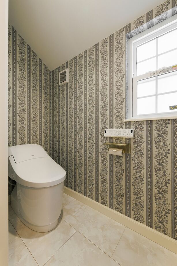 ハウス オブ デコ 【1000万円台/輸入住宅/長期優良住宅】シンメトリーが美しい、エレガントなフレンチスタイルの住まいの建築実例画像17