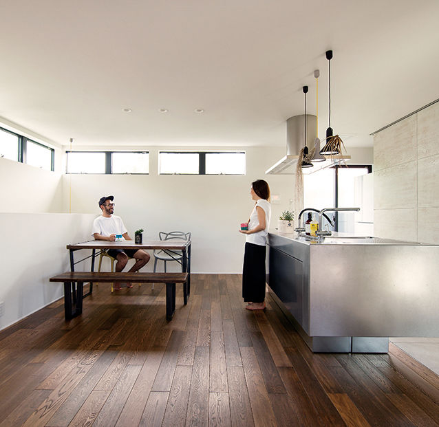 旭化成ホームズ（ヘーベルハウス） 頑丈な構造で自由に住まいをプラン　兄世帯と弟世帯で快適に暮らす家の建築実例画像3