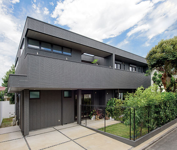 旭化成ホームズ（ヘーベルハウス） 頑丈な構造で自由に住まいをプラン　兄世帯と弟世帯で快適に暮らす家の建築実例画像8