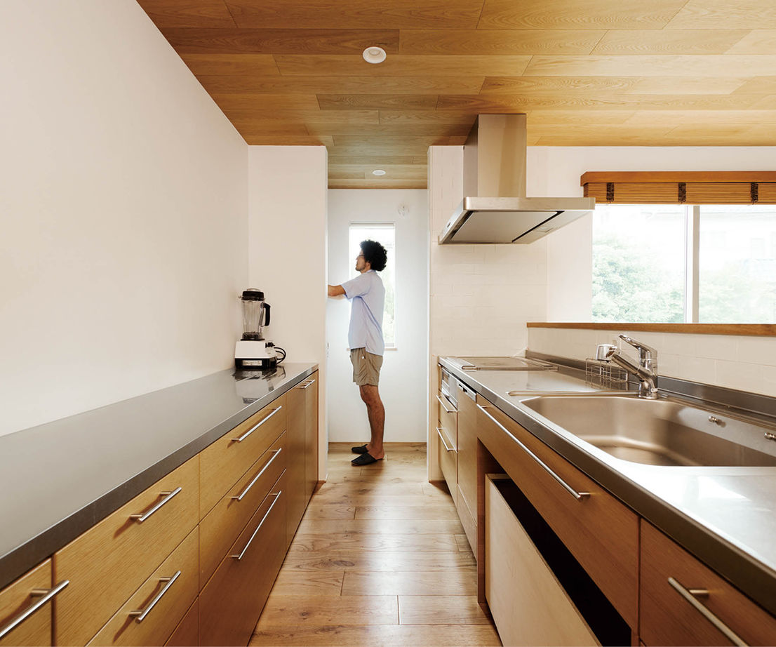 旭化成ホームズ（ヘーベルハウス） インテリアが映えるシンプルな空間　庭とつながる大開口で開放的にの建築実例画像4