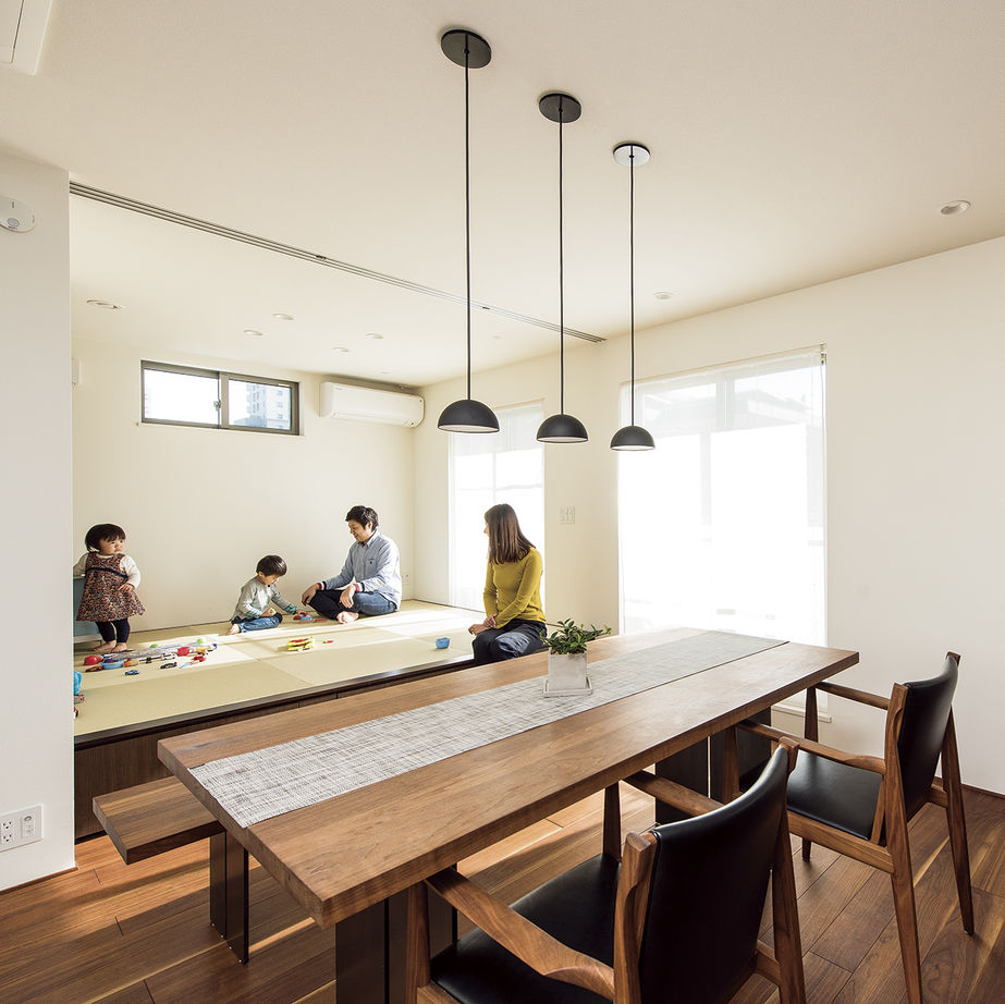 旭化成ホームズ（ヘーベルハウス） 忙しい毎日でも子どもとの時間を大切にできる共働き家族の住まいの建築実例画像2