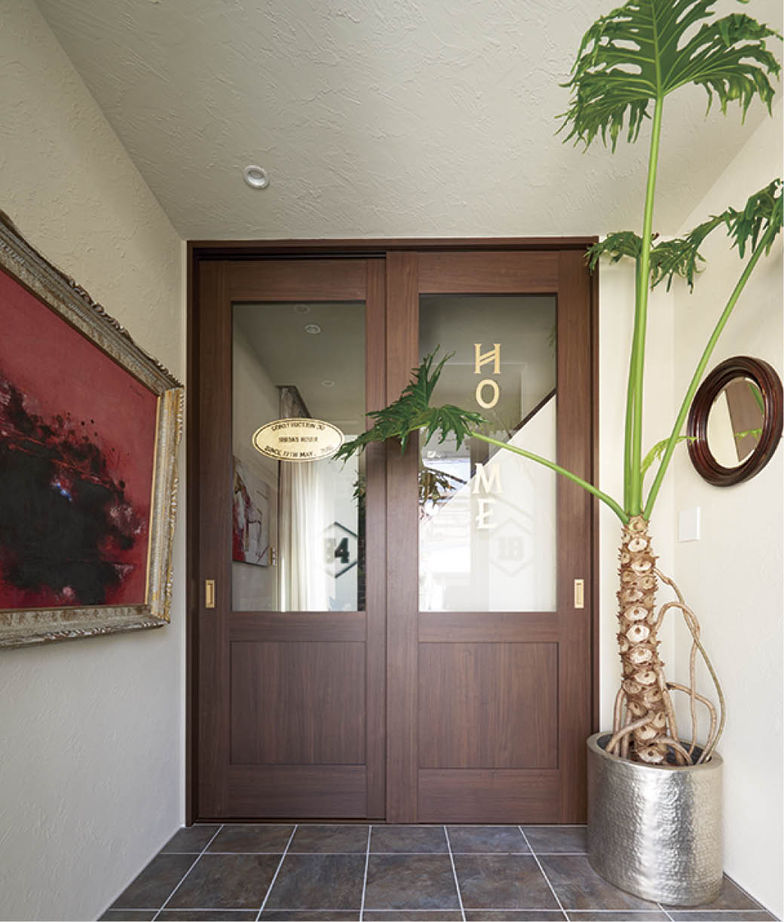 旭化成ホームズ（ヘーベルハウス） 素材の質感や風合いの変化を楽しむアンティークとモダンが融合した家の建築実例画像6