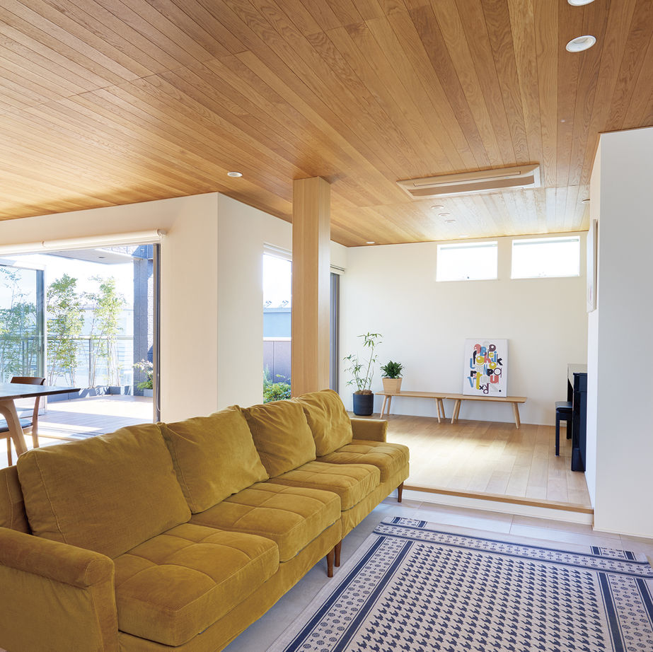 旭化成ホームズ（ヘーベルハウス） ウッディなインテリアに包まれて心地よい光と風を感じる3階ＬＤＫの建築実例画像4