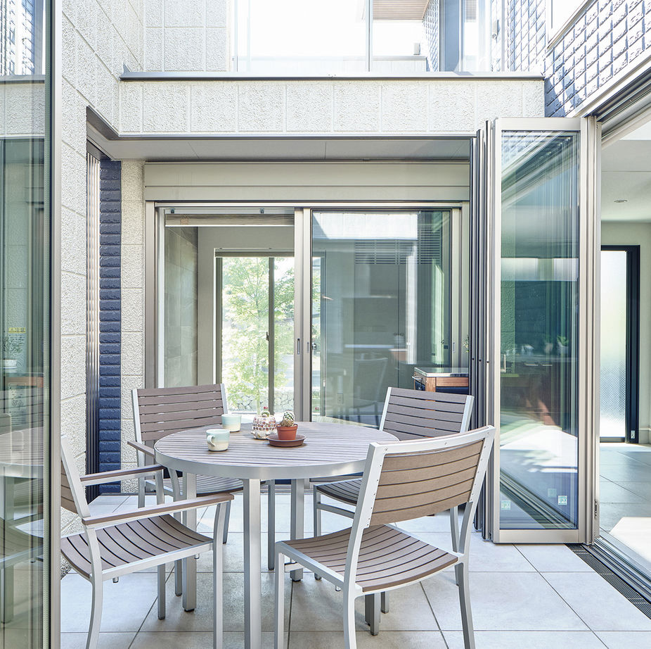 旭化成ホームズ（ヘーベルハウス） 外の視線を気にせず暮らせる設計で全部屋がアウトドアとつながる家の建築実例画像4