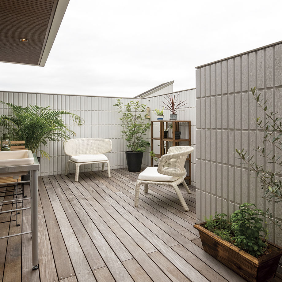 旭化成ホームズ（ヘーベルハウス） 開放的な吹抜けやバルコニーで リゾートの気分を楽しめるわが家にの建築実例画像4