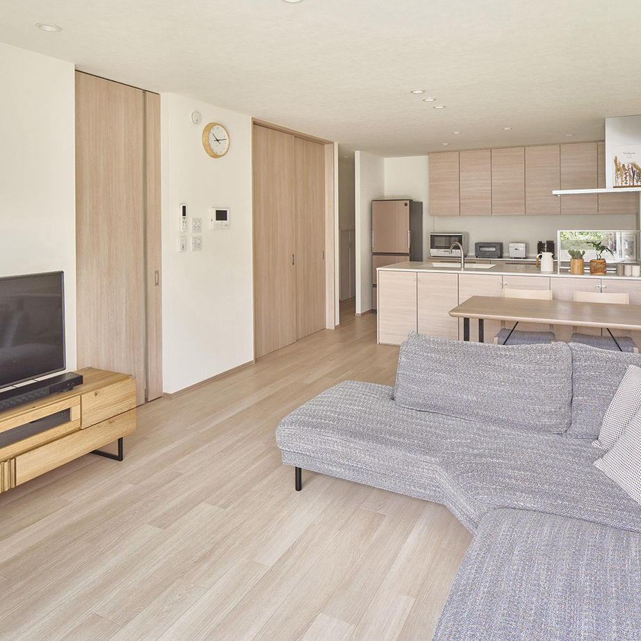 旭化成ホームズ（ヘーベルハウス） シンプルな間取りで柔軟に暮らせる 60年以上耐用の構造で安心な家の建築実例画像2