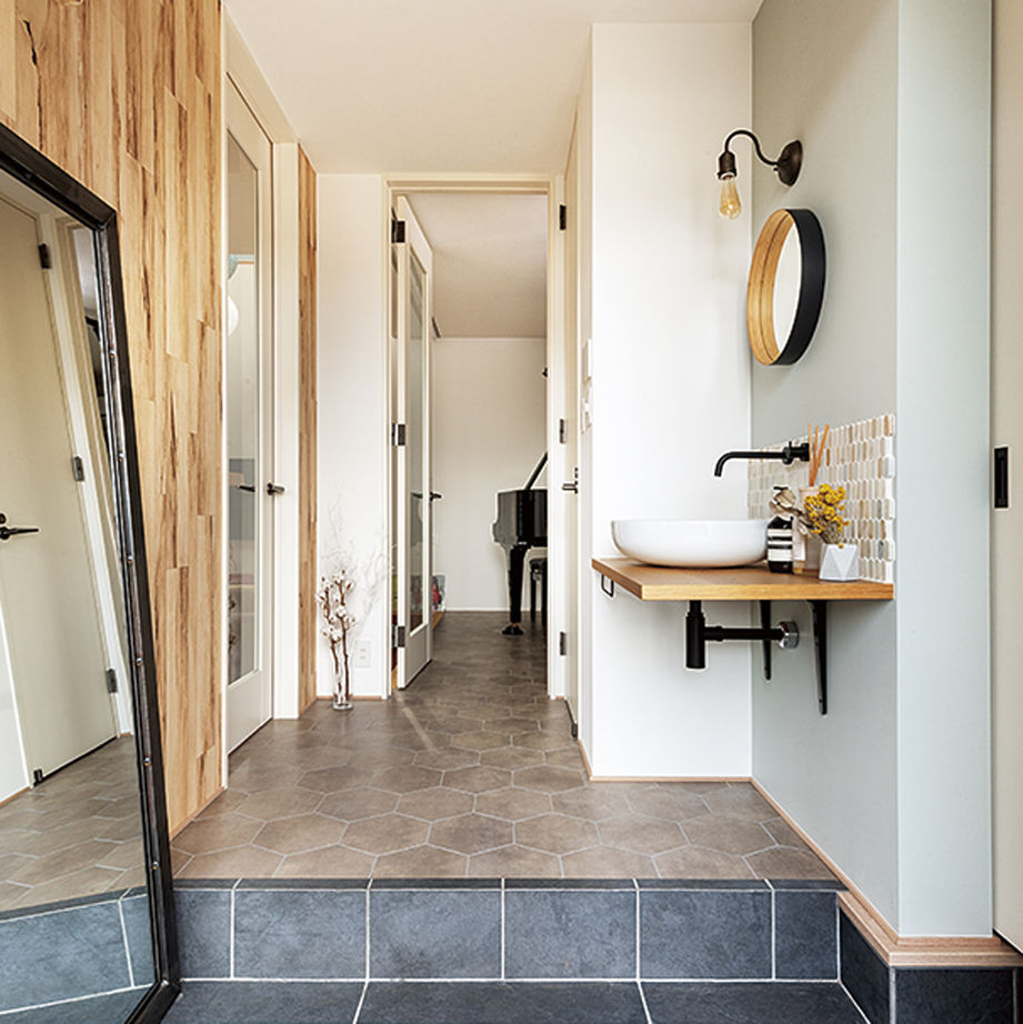 旭化成ホームズ（ヘーベルハウス） 吹抜けとダウンフロアで空間を広げカフェのような居心地のよい家にの建築実例画像5