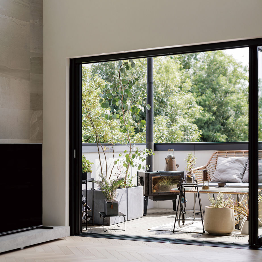 旭化成ホームズ（ヘーベルハウス） ２階リビングにベランダを併設して自然の光と風、眺望を楽しみ暮らすの建築実例画像4