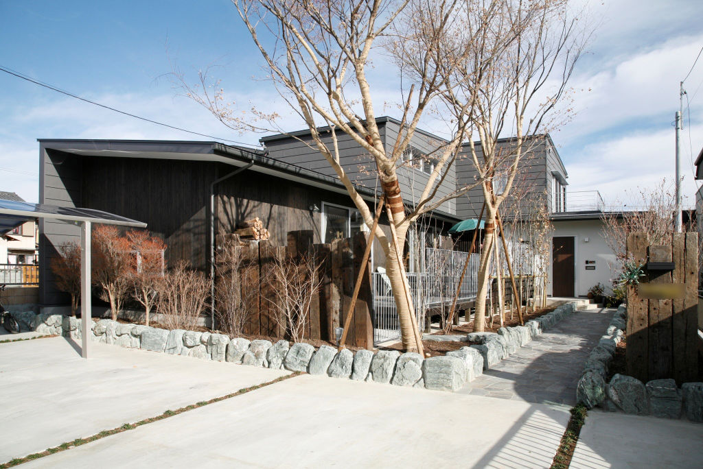 タツホーム　竜建 【間取り図有/本体価格2380万円/53坪】暮らしやすく、カッコイイ。スキップフロアがある「空間を遊ぶ家」の建築実例画像1