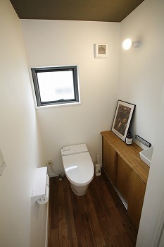 タツホーム　竜建 【本体価格1665万円/34坪】空へ視線が抜ける2階リビング。暮らしやすさとカッコよさを追求したデザイン住宅の建築実例画像8