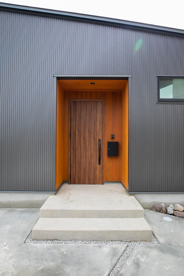 タツホーム　竜建 【本体価格1970万円/35.5坪/平屋】外干しスペースのあるウッドデッキが内と外を繋ぐ平屋の建築実例画像9