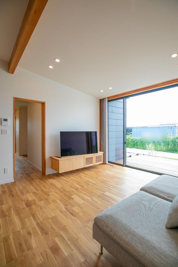 タツホーム　竜建 【本体価格2160万円/44坪/平屋】美容室と住まいを組み合わせた家事ラクで暮らしやすい平屋の建築実例画像2