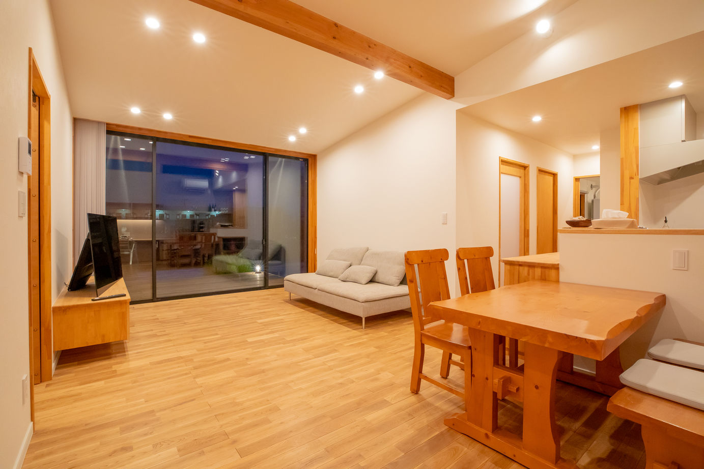 タツホーム　竜建 【本体価格2160万円/44坪/平屋】美容室と住まいを組み合わせた家事ラクで暮らしやすい平屋の建築実例画像9