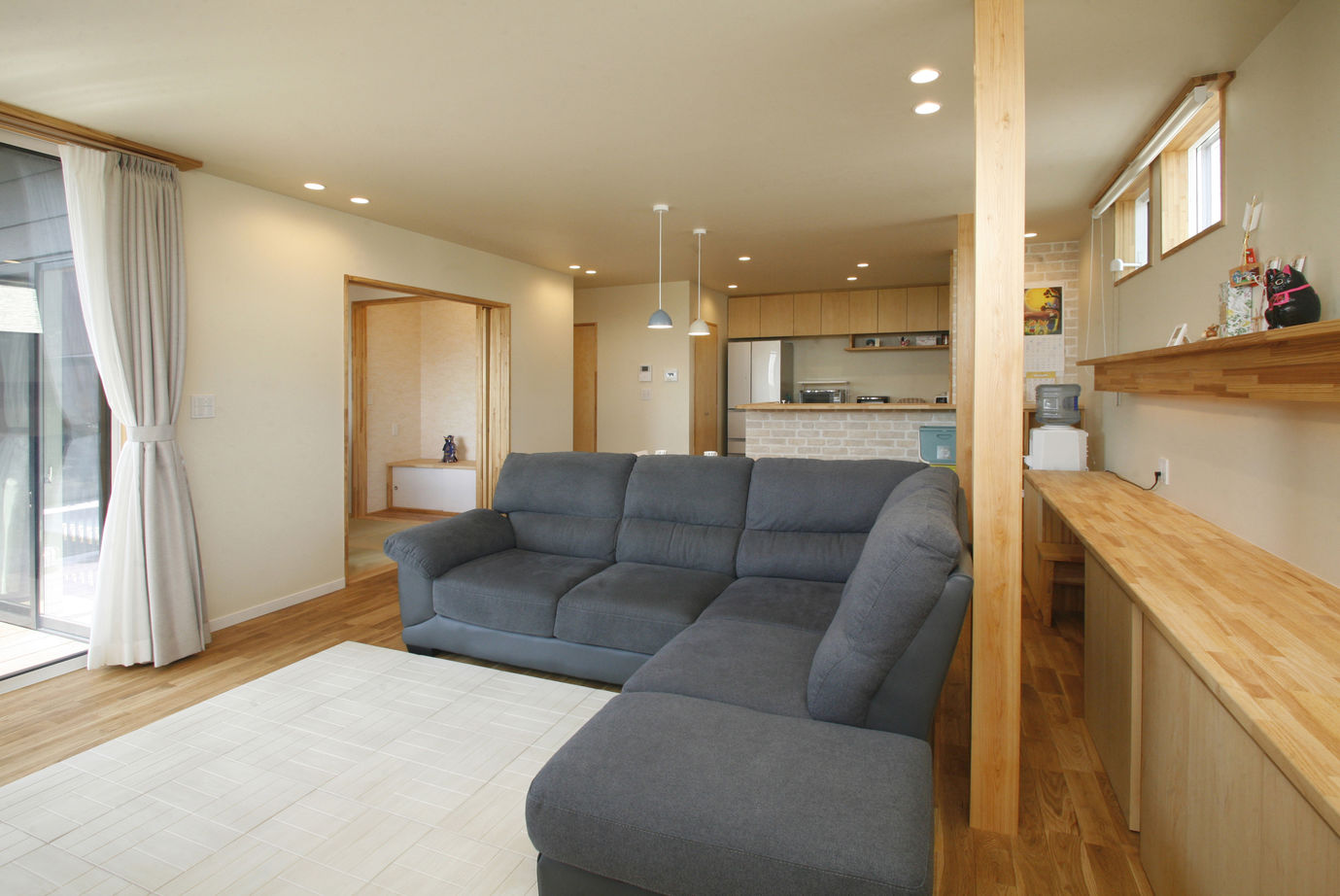 タツホーム　竜建 【本体価格1870万円/41.2坪】開放感とプライバシーへの配慮を両立したL字型の住まいの建築実例画像2