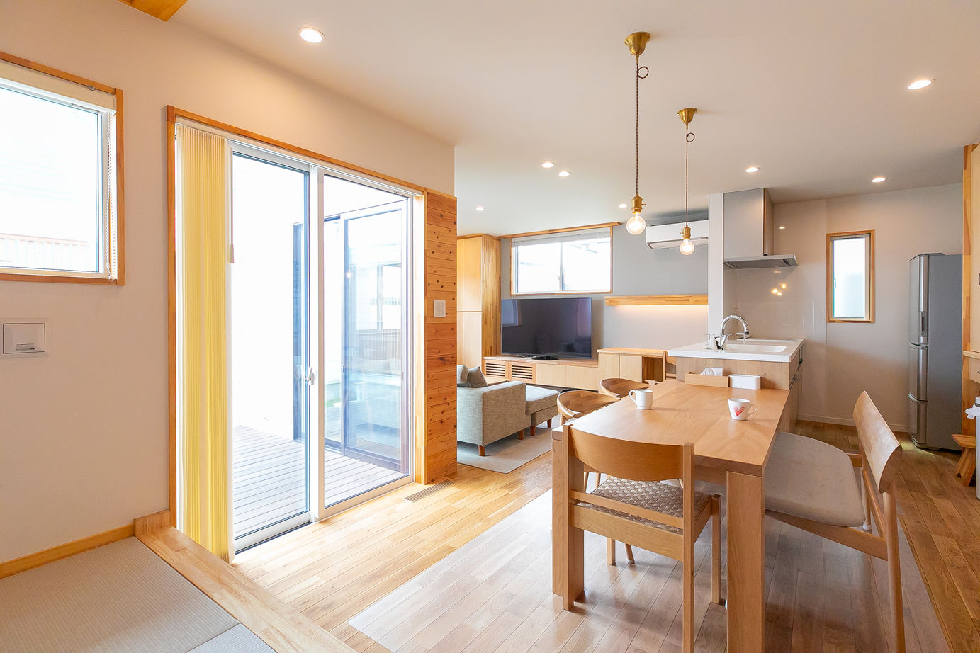 タツホーム　竜建 【本体価格1910万円/40.8坪】木のぬくもりが感じられる、中庭でのびのび遊べる住まいの建築実例画像5