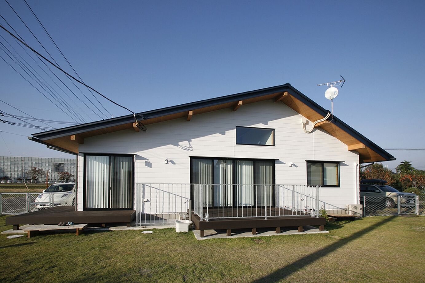 タツホーム　竜建 【2000～2500万円/39.7坪】自然素材をふんだんに使用した、ダイナミックな軒のある平屋の建築実例画像9